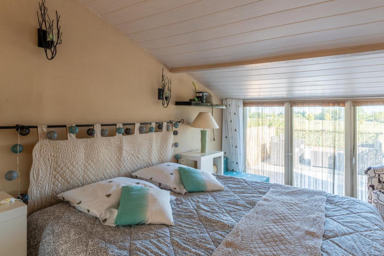Appart Aux Portes De La Camargue Manduel Екстер'єр фото